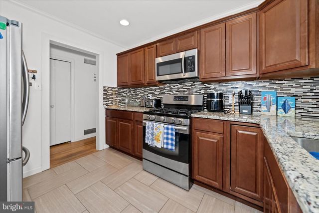 22 CHERRY RD, New Castle, DE 19720