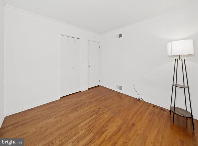 22 CHERRY RD, New Castle, DE 19720