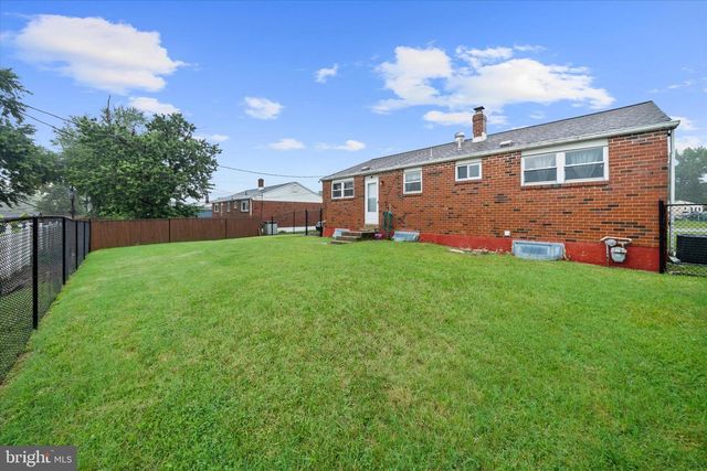 22 CHERRY RD, New Castle, DE 19720