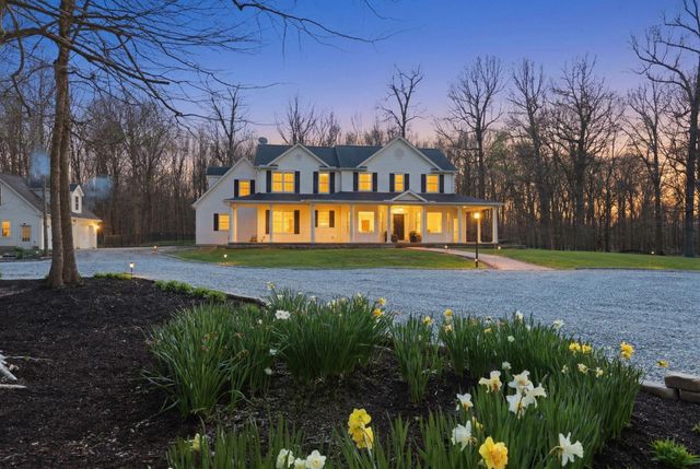 7341 Hollow Road SW, Pataskala, OH 43062