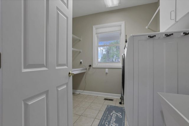 7341 Hollow Road SW, Pataskala, OH 43062