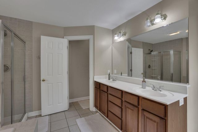 7341 Hollow Road SW, Pataskala, OH 43062
