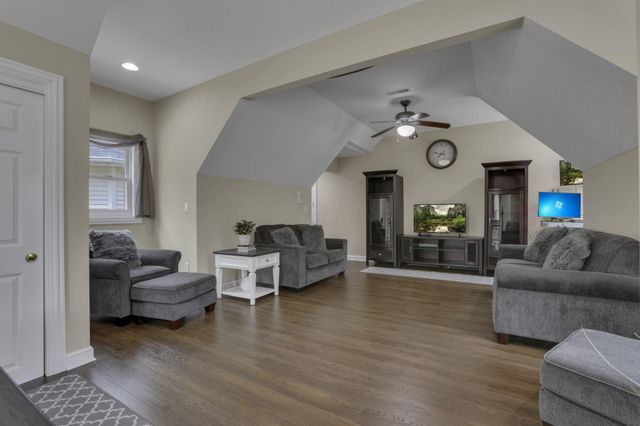 7341 Hollow Road SW, Pataskala, OH 43062