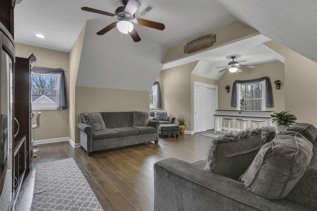 7341 Hollow Road SW, Pataskala, OH 43062