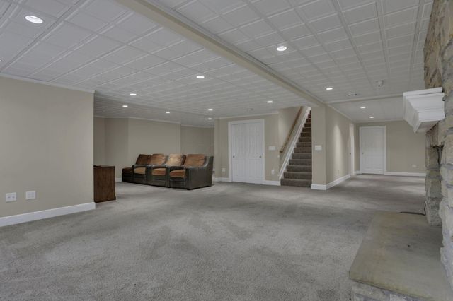 7341 Hollow Road SW, Pataskala, OH 43062
