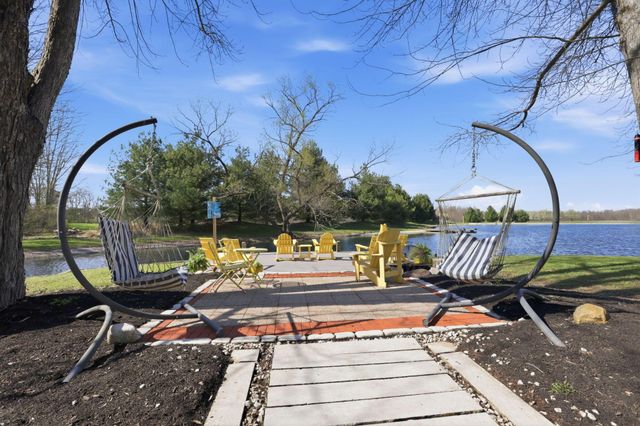 7341 Hollow Road SW, Pataskala, OH 43062