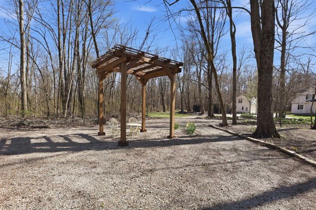 7341 Hollow Road SW, Pataskala, OH 43062