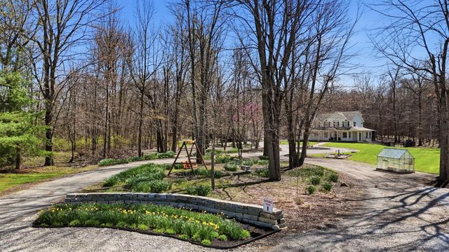 7341 Hollow Road SW, Pataskala, OH 43062
