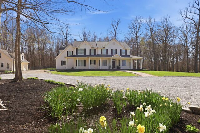 7341 Hollow Road SW, Pataskala, OH 43062