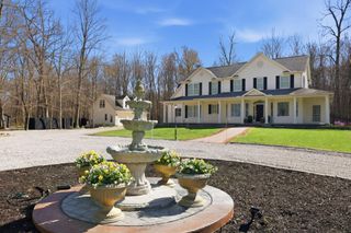 7341 Hollow Road SW, Pataskala, OH 43062
