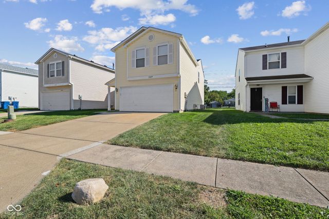 10629 Glenayr Drive, Camby, IN 46113