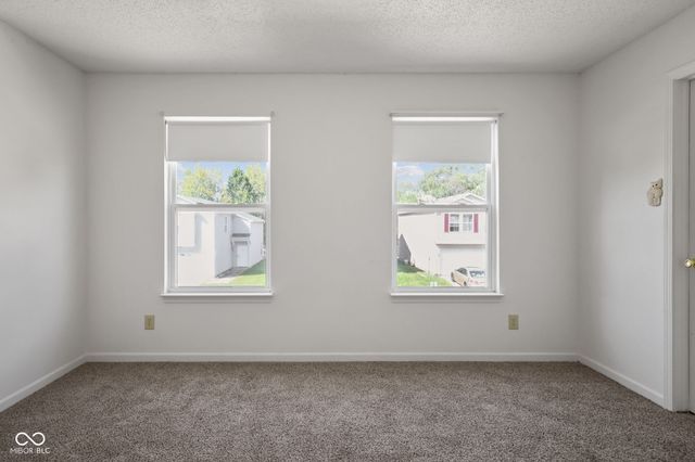 10629 Glenayr Drive, Camby, IN 46113