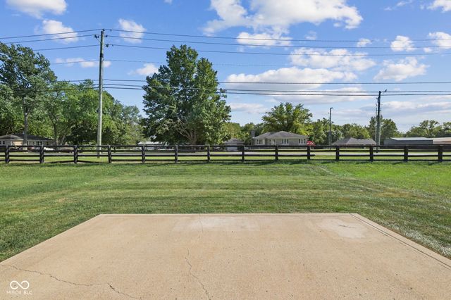 10629 Glenayr Drive, Camby, IN 46113