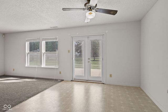 10629 Glenayr Drive, Camby, IN 46113
