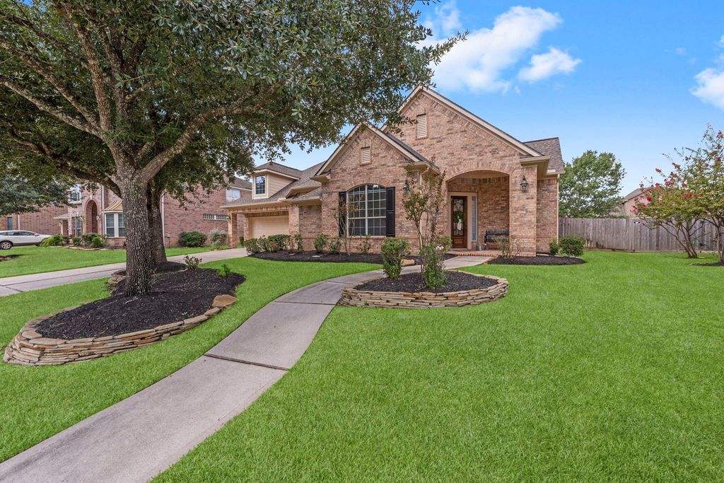 25107 Carrick Bend Drive, Spring, TX 77389