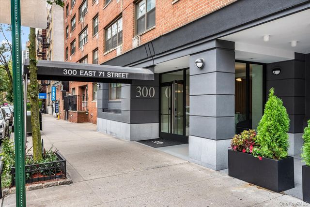 300 E 71st Street 15R, New York (manhattan), NY 10021