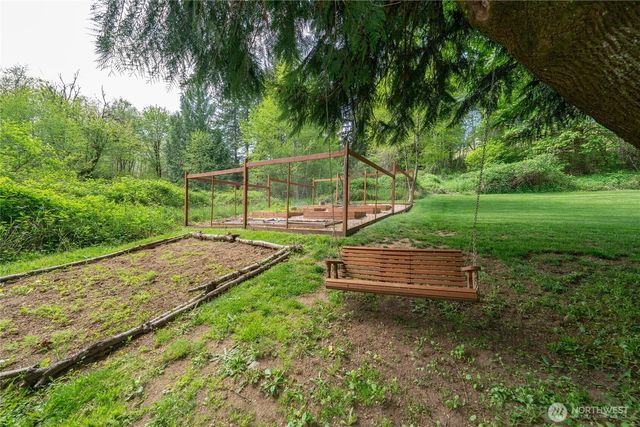 6031 139th Lane SW, Rochester, WA 98579