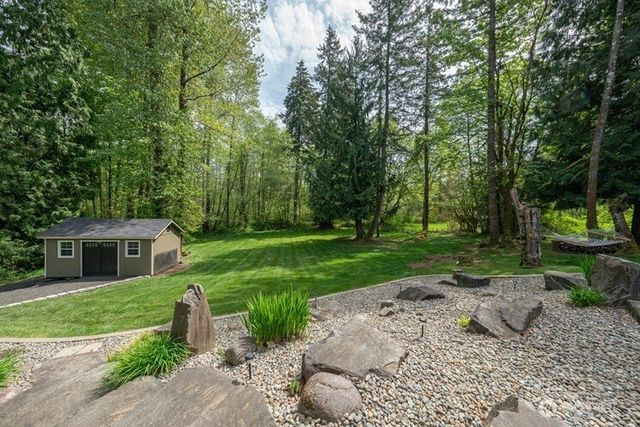 6031 139th Lane SW, Rochester, WA 98579