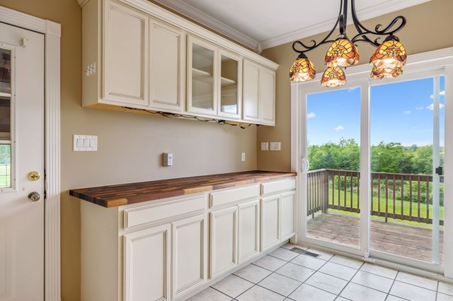 122 Windcrest Dr, Hohenwald, TN 38462