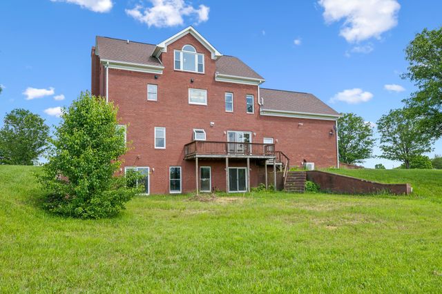 122 Windcrest Dr, Hohenwald, TN 38462