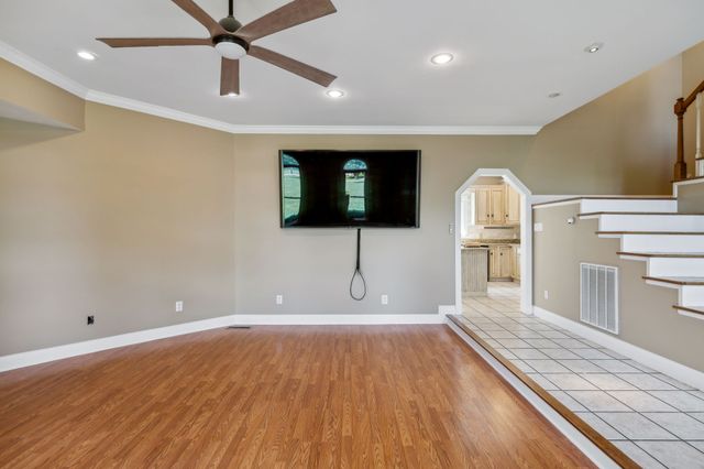 122 Windcrest Dr, Hohenwald, TN 38462