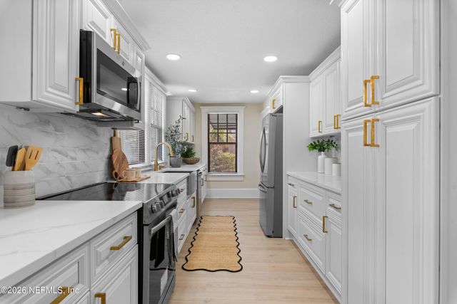 2976 HERSCHEL Street, Jacksonville, FL 32205