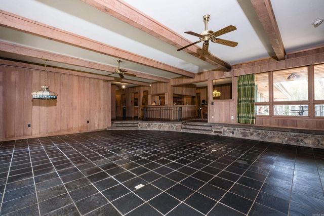 11909 Fairview Road, Little Rock, AR 72212
