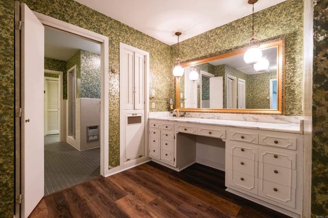 11909 Fairview Road, Little Rock, AR 72212