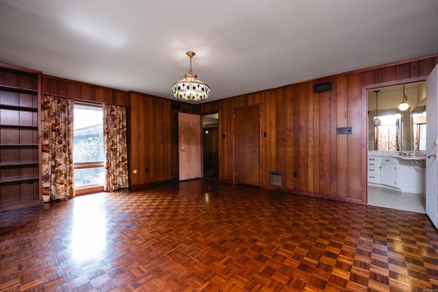 11909 Fairview Road, Little Rock, AR 72212
