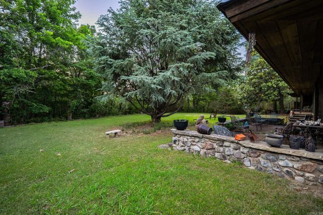 11909 Fairview Road, Little Rock, AR 72212
