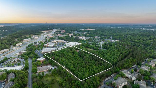 11909 Fairview Road, Little Rock, AR 72212