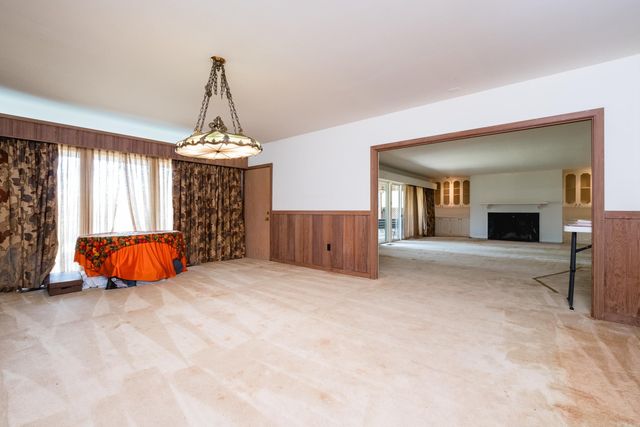 11909 Fairview Road, Little Rock, AR 72212