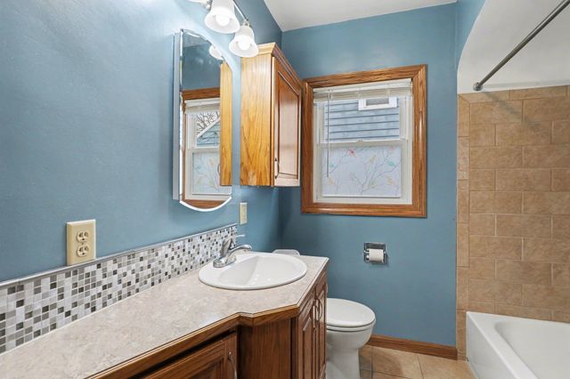 313 S Alp Street, Bay City, MI 48706