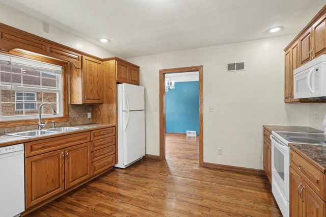 313 S Alp Street, Bay City, MI 48706