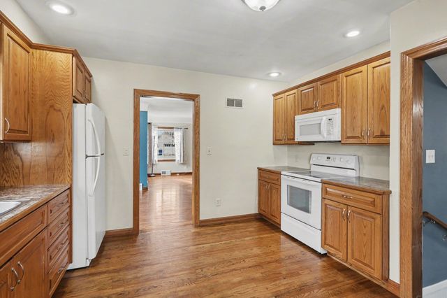 313 S Alp Street, Bay City, MI 48706