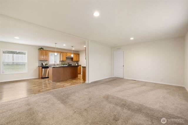 10206 SE Grandview Street, Port Orchard, WA 98366