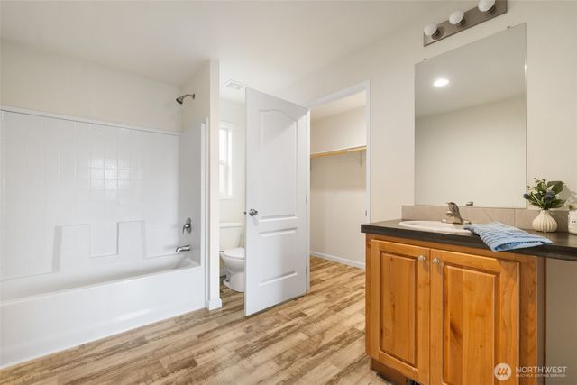 10206 SE Grandview Street, Port Orchard, WA 98366