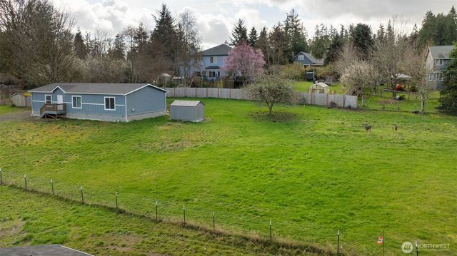 10206 SE Grandview Street, Port Orchard, WA 98366