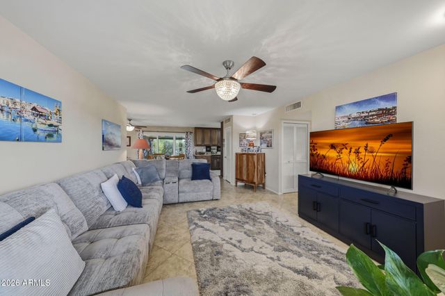 10118 W BURNS Drive, Sun City, AZ 85351