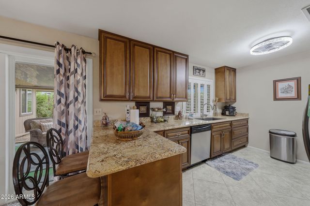 10118 W BURNS Drive, Sun City, AZ 85351