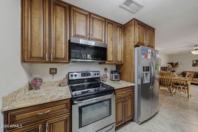 10118 W BURNS Drive, Sun City, AZ 85351