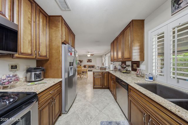 10118 W BURNS Drive, Sun City, AZ 85351