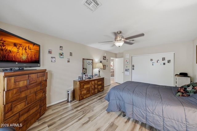 10118 W BURNS Drive, Sun City, AZ 85351