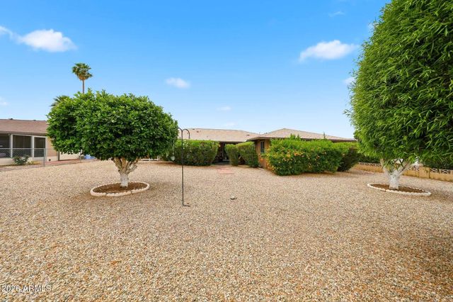 10118 W BURNS Drive, Sun City, AZ 85351