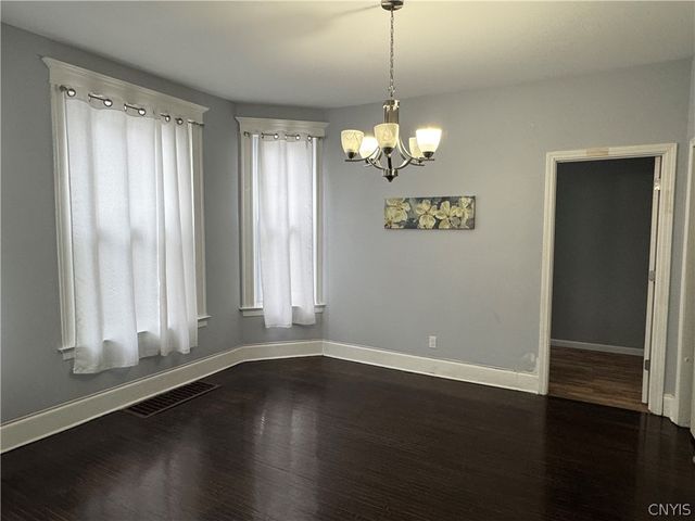 1515 Oneida Street, Utica, NY 13501