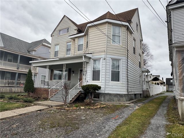 1515 Oneida Street, Utica, NY 13501