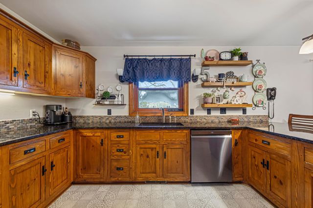 1802 Van Buren Court, Northfield, MN 55057