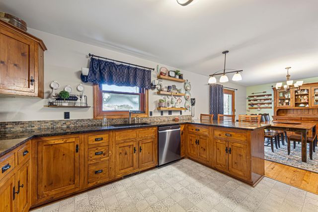 1802 Van Buren Court, Northfield, MN 55057