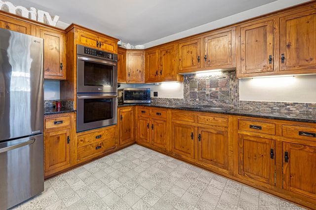 1802 Van Buren Court, Northfield, MN 55057