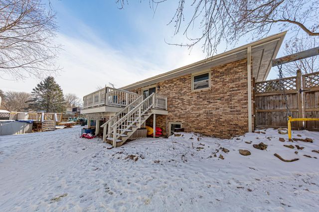 1802 Van Buren Court, Northfield, MN 55057
